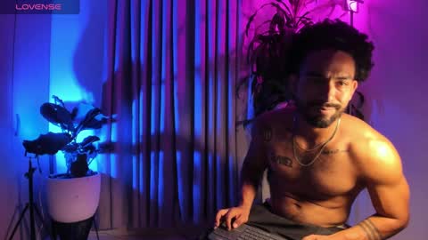 R O M E O  online show from 10, 9, 2025