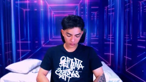 Snapshot of romeomillerr chatting on 28, 10, 2025 Romeo online show from 28, 10, 2025