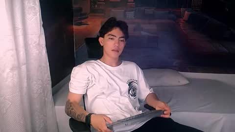 Snapshot of romeomillerr chatting on 18, 12, 2025 Romeo online show from 18, 12, 2025