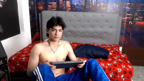 Snapshot of romeomillerr chatting on 5, 8, 2026 Romeo online show from 5, 8, 2026