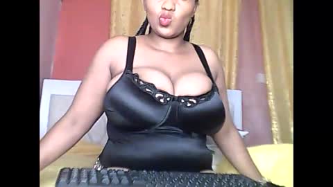 Romina 26 online show from 22, 4, 2026