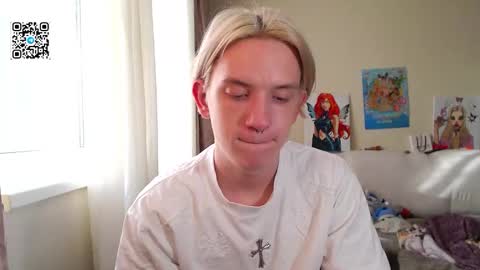 Snapshot of ron_vilss chatting on 22, 10, 2025 Ron online show from 22, 10, 2025