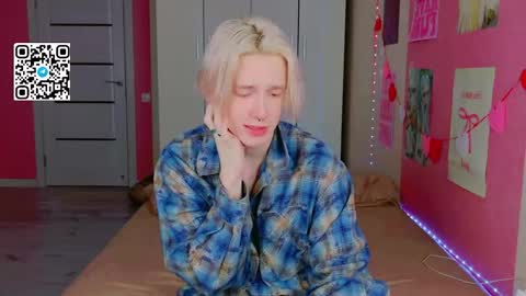 Snapshot of ron_vilss chatting on 13, 3, 2026 Ron online show from 13, 3, 2026