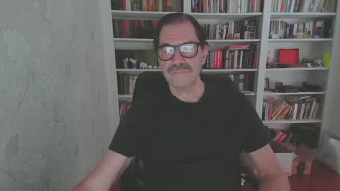 Snapshot of ronger69big chatting on 28, 1, 2025 RodgerDodger online show from 28, 1, 2025