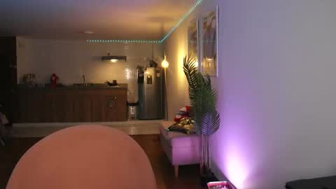 Snapshot of ronieeplay chatting on 13, 3, 2026 Roni online show from 13, 3, 2026