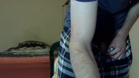 Snapshot of ronniemaster chatting on 15, 1, 2025 ronniemaster online show from 15, 1, 2025