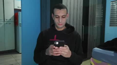Snapshot of ronnispoto chatting on 28, 5, 2026 ronny online show from 28, 5, 2026