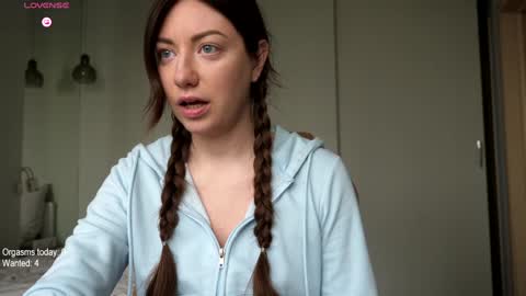 RonnyPonny online show from 1, 2, 2025