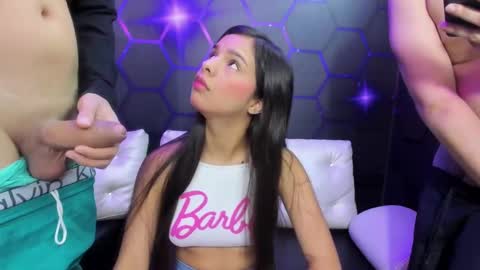  MIA AND PAUL online show from 24, 2, 2025