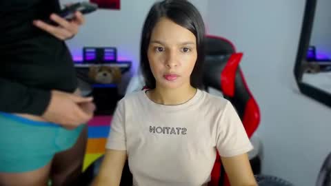  MIA AND PAUL online show from 18, 10, 2025