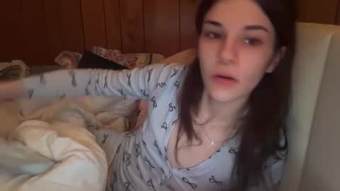 Rose online show from 5, 3, 2026