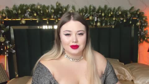 Chloe online show from 25, 12, 2024