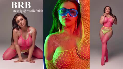 Snapshot of rosaliefetish chatting on 17, 1, 2025 Rosalie online show from 17, 1, 2025