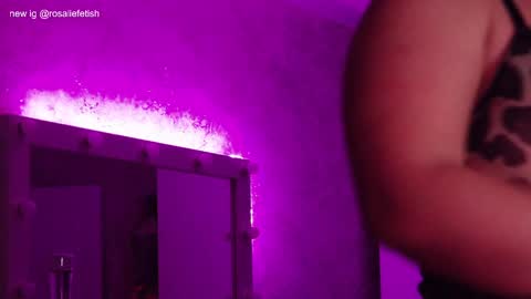 Snapshot of rosaliefetish chatting on 22, 1, 2025 Rosalie online show from 22, 1, 2025