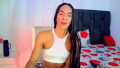 Snapshot of rosalindasexy chatting on 3, 2, 2026 Rosalinda online show from 3, 2, 2026