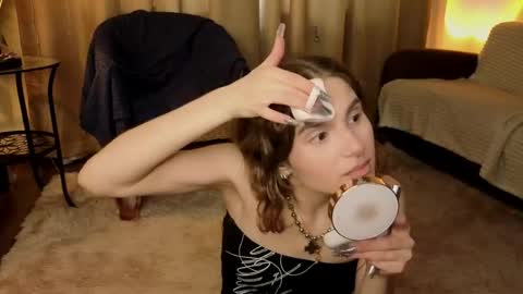 Snapshot of rosalvaulman chatting on 3, 5, 2026 Kylie online show from 3, 5, 2026