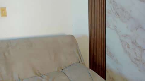 Snapshot of rosaly_rodman chatting on 6, 1, 2026 rosaly_rodman online show from 6, 1, 2026