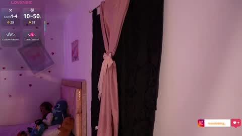Snapshot of rosannaking chatting on 23, 5, 2026 Aleja online show from 23, 5, 2026
