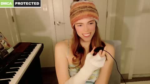 rose77782 online show from 8, 1, 2025