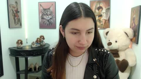 Snapshot of rose_celina chatting on 21, 12, 2024 Rose online show from 21, 12, 2024