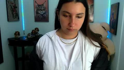 Snapshot of rose_celina chatting on 4, 1, 2025 Rose online show from 4, 1, 2025