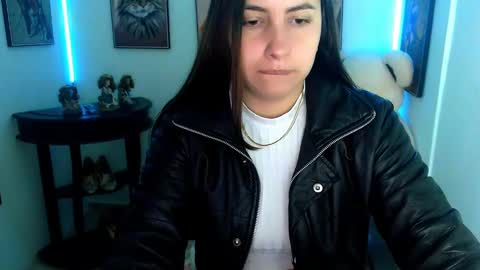 Snapshot of rose_celina chatting on 1, 2, 2025 Rose online show from 1, 2, 2025