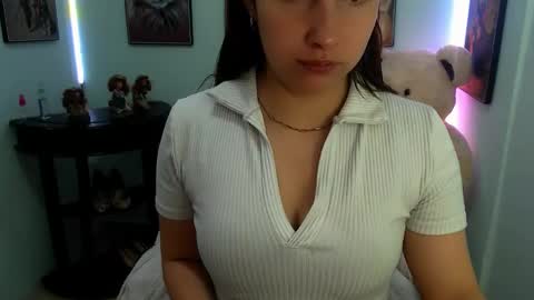 Snapshot of rose_celina chatting on 10, 2, 2025 Rose online show from 10, 2, 2025