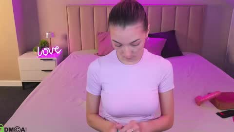 Snapshot of rose_dixon chatting on 19, 5, 2026 Kimberlly online show from 19, 5, 2026