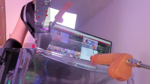 rose_jener06 online show from 25, 4, 2026