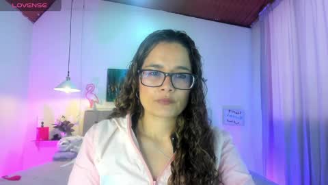 Rose  online show from 19, 4, 2026