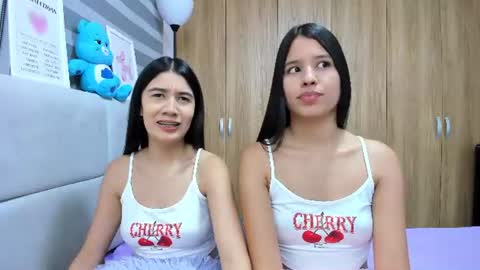 Rose y Miah online show from 4, 7, 2026