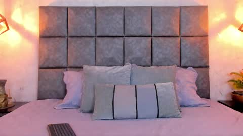 roseaurora online show from 28, 4, 2026