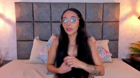 Snapshot of roseaurora chatting on 23, 5, 2026 roseaurora online show from 23, 5, 2026