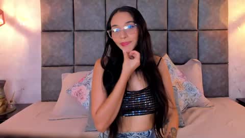 Snapshot of roseaurora chatting on 3, 6, 2026 roseaurora online show from 3, 6, 2026