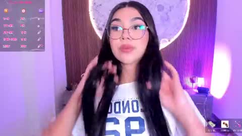 Snapshot of rosecassie chatting on 12, 7, 2026 Rose online show from 12, 7, 2026