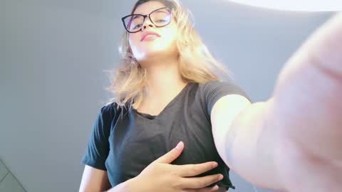 rosedelic online show from 6, 12, 2024