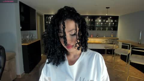 Snapshot of roseferrera chatting on 9, 1, 2025 Rose online show from 9, 1, 2025