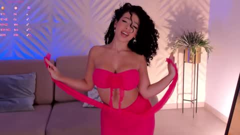 Snapshot of roseferrera chatting on 7, 3, 2025 Rose online show from 7, 3, 2025