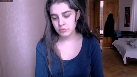 Snapshot of roselina_ chatting on 9, 2, 2025 Rose online show from 9, 2, 2025