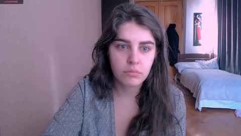 Snapshot of roselina_ chatting on 28, 2, 2025 Rose online show from 28, 2, 2025