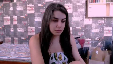 Snapshot of roselina_ chatting on 23, 9, 2025 Rose online show from 23, 9, 2025