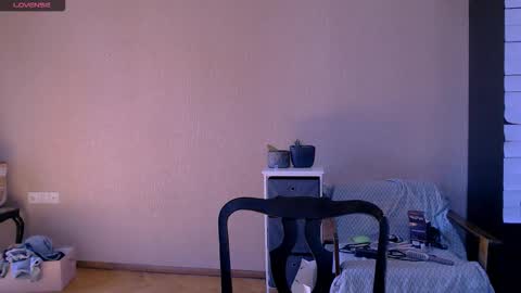 Snapshot of roselina_ chatting on 12, 10, 2025 Rose online show from 12, 10, 2025