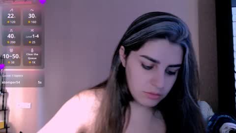 Snapshot of roselina_ chatting on 10, 11, 2025 Rose online show from 10, 11, 2025