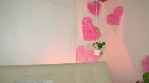 Lyla OF roselinedior online show from 9, 3, 2025