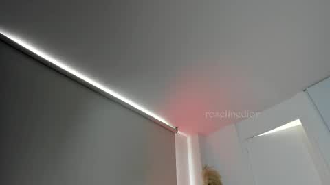 Lyla OF roselinedior online show from 13, 9, 2025