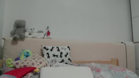 Rose online show from 26, 2, 2025