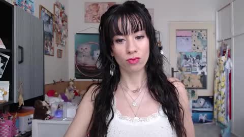 Rose online show from 2, 4, 2026