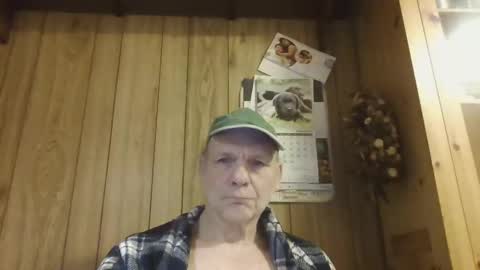 roses2u1958 online show from 1, 1, 2025