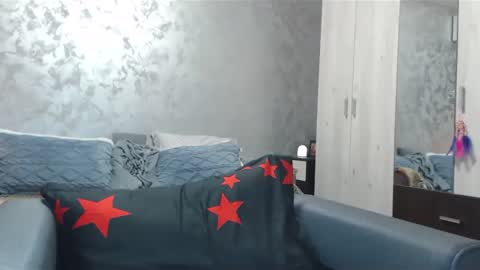 Lovepinklilly online show from 8, 2, 2025