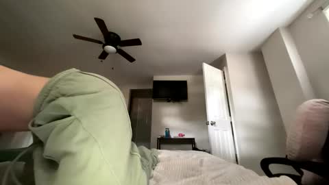 roseyla1 online show from 28, 4, 2026